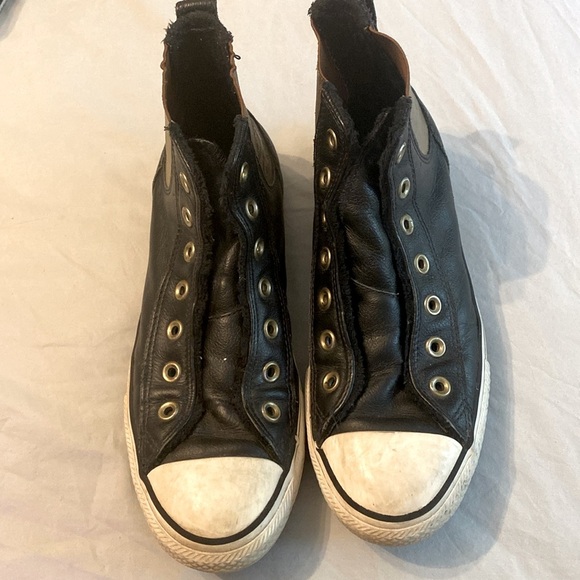 Converse Taylor Chelsea size 8 - Picture 2 of 7